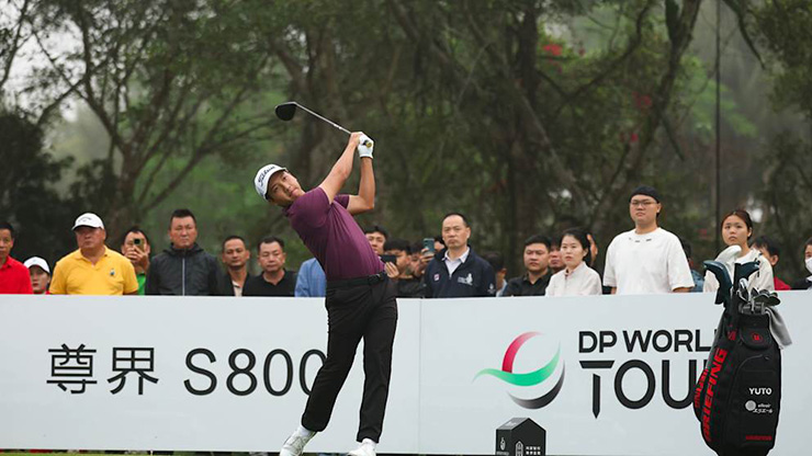 Zi Wang and Quianzhou Wang storm to team triumph in Hainan